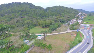 Terreno para venda no bairro Nova Esperança em Balneário Camboriú Terreno para venda no bairro Nova Esperança em Balneário Camboriú