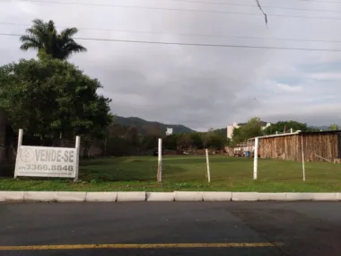 Terreno para venda no bairro Centro em Balneário Camboriú Terreno para venda no bairro Centro em Balneário Camboriú