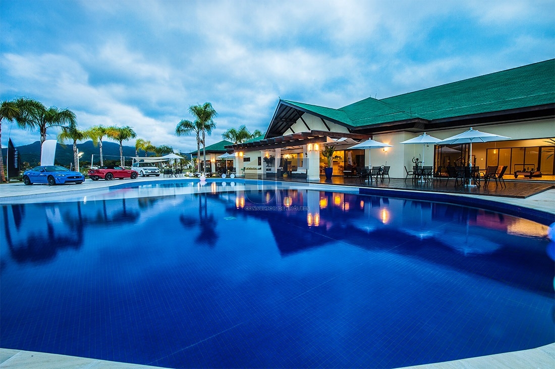 Casa, 4 quartos, 370 m² - Foto 1