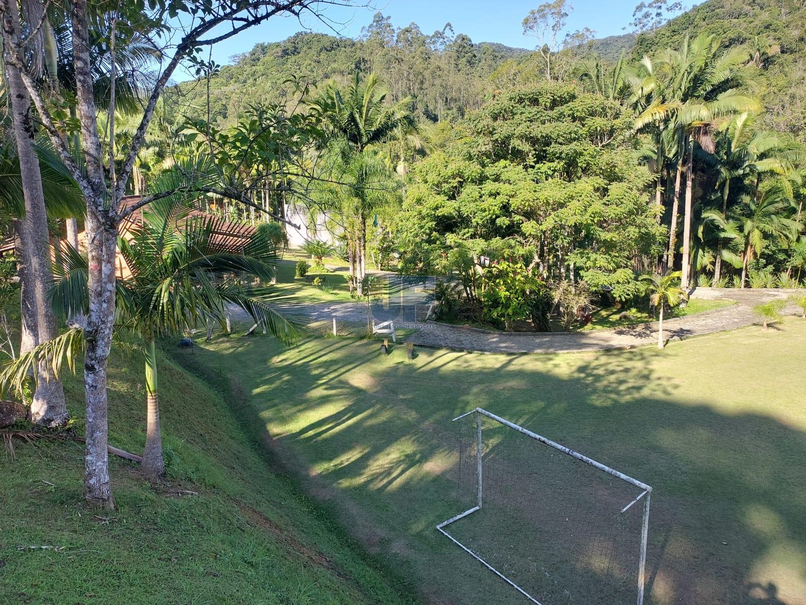 Sítio, 2 quartos, 18000 m² - Foto 8