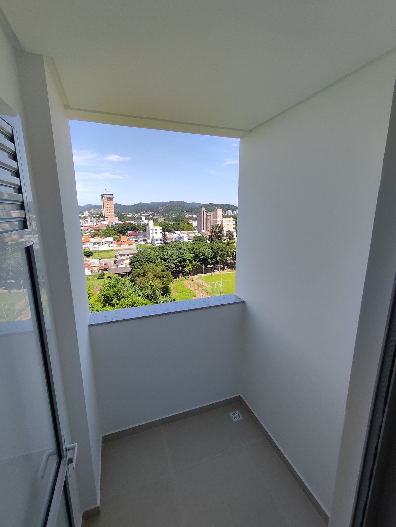 Apartamento à venda com 2 quartos, 62m² - Foto 10