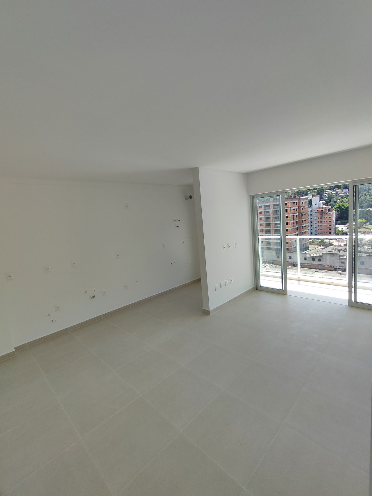 Apartamento à venda com 2 quartos, 62m² - Foto 12