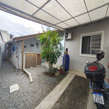 🏡 Casa à venda no Rio do Meio Camboriú se você busca tranquilidade. 🏡 Casa à venda no Rio do Meio Camboriú se você busca tranquilidade.