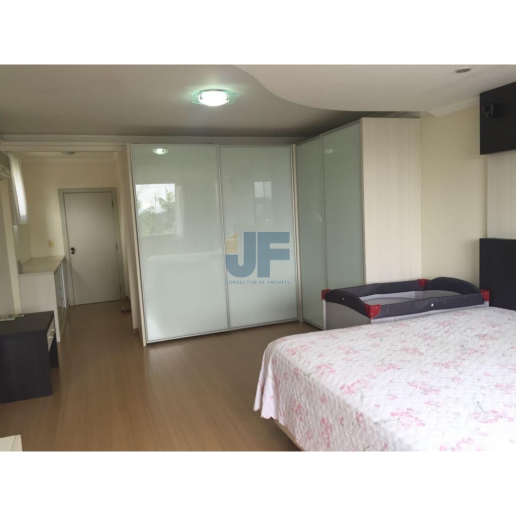 Casa à venda com 4 quartos, 450m² - Foto 19