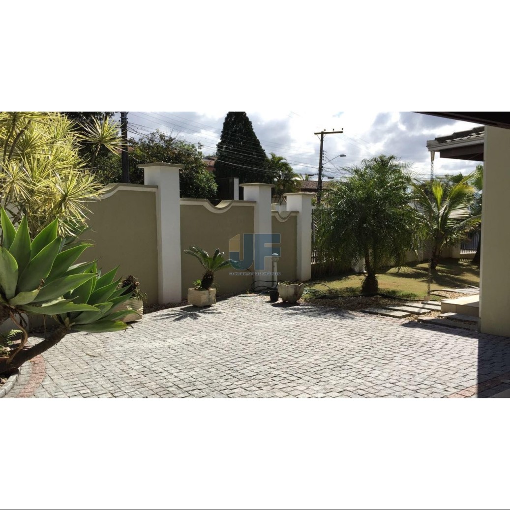 Casa à venda com 4 quartos, 450m² - Foto 3